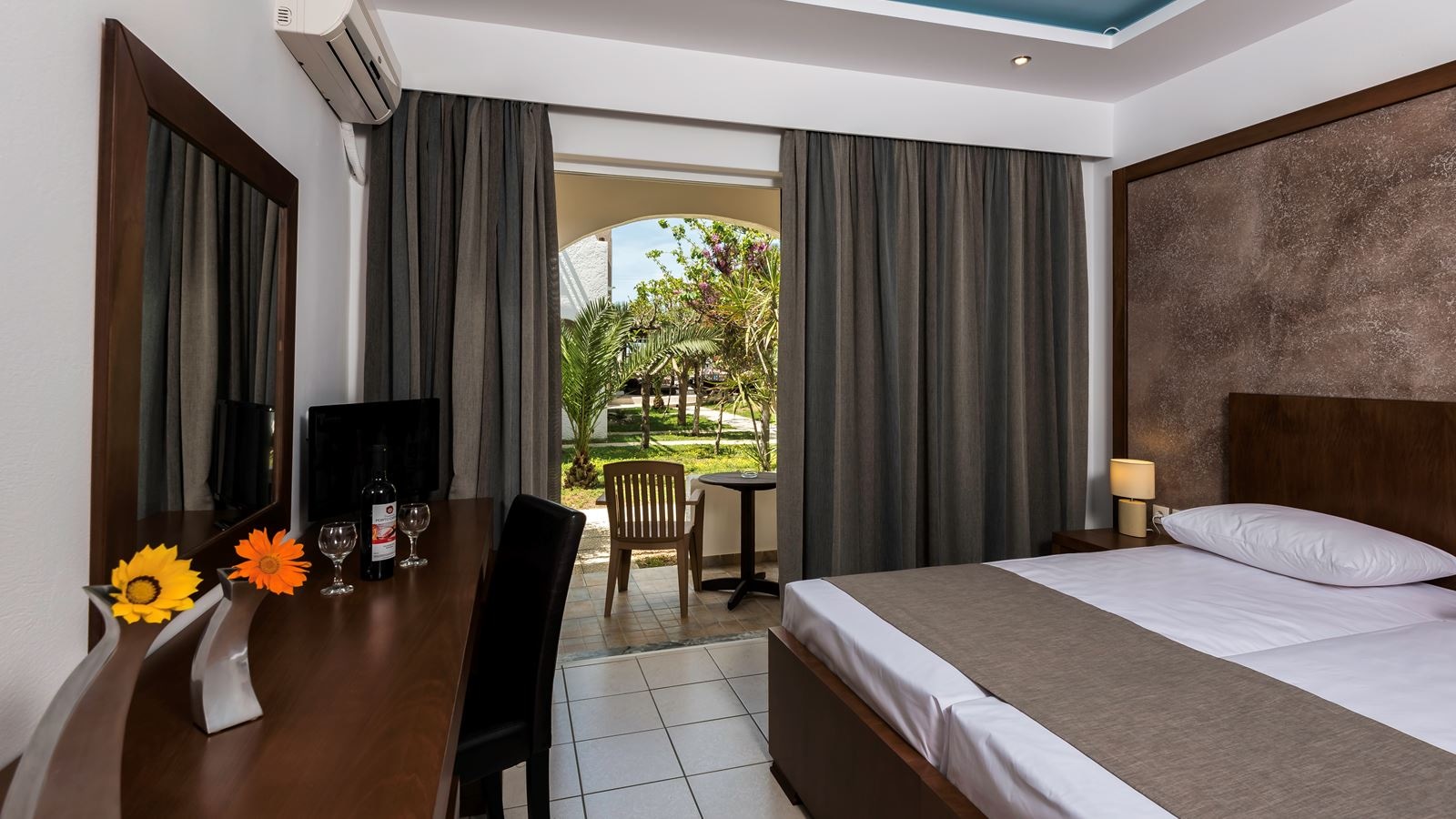 rooms-double-room-garden-view-or-pool-view-with-balcony-or-terrace