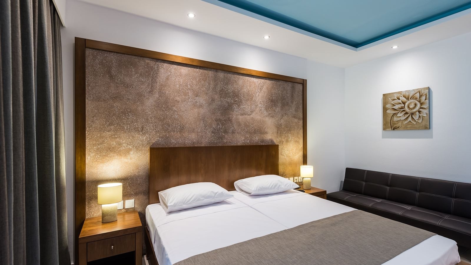 rooms-triple-room-garden-view-or-pool-view-with-balcony-or-terrace