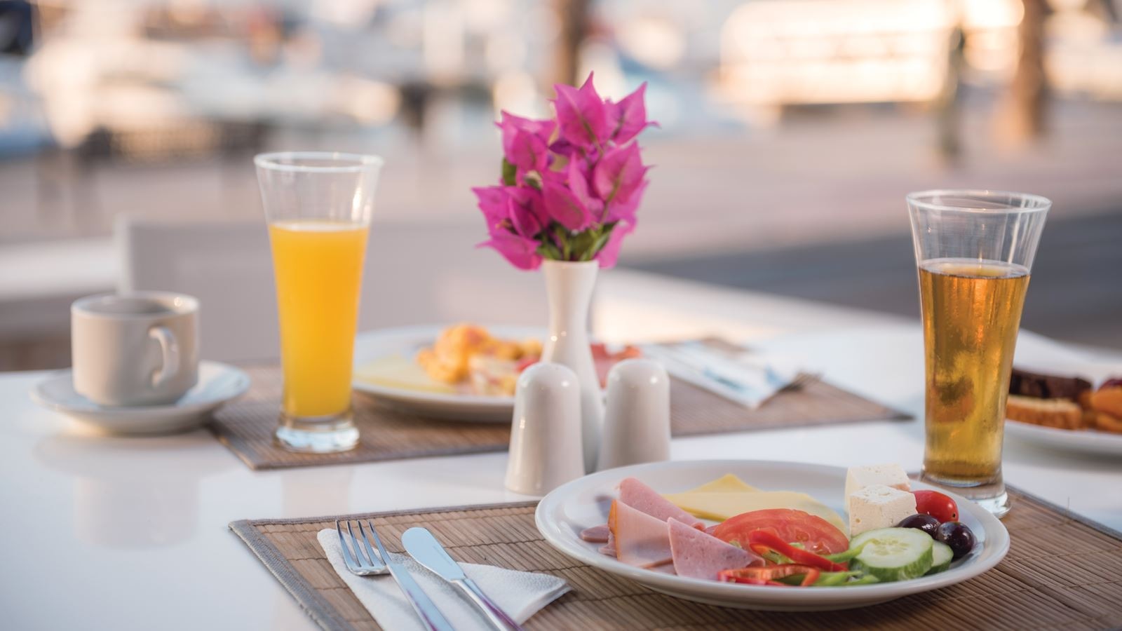 restaurants-main-restaurant