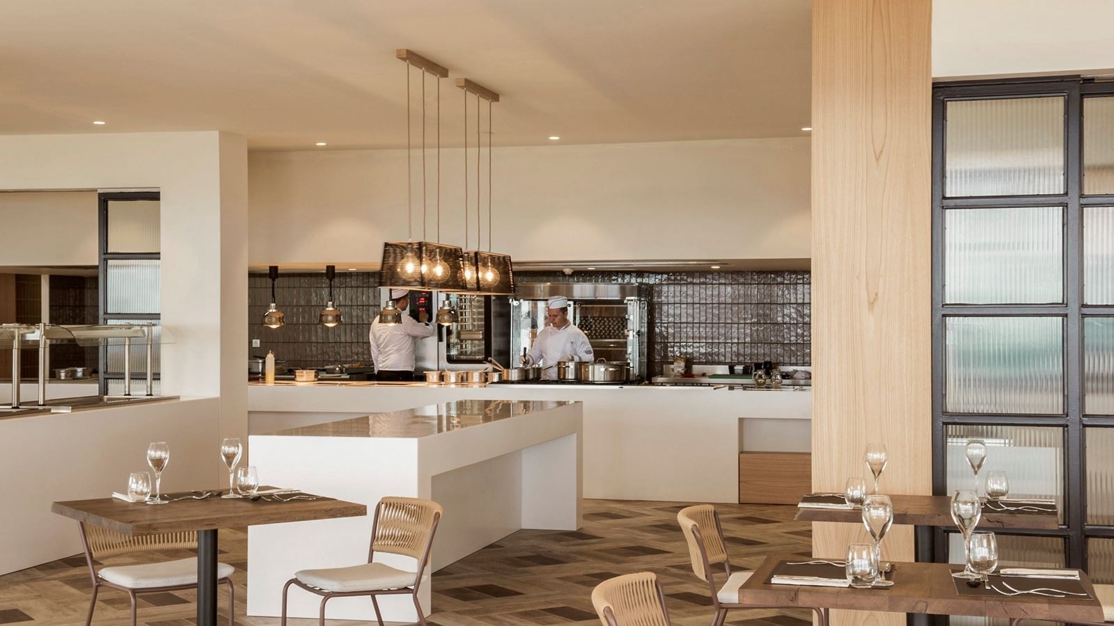 restaurants-main-restaurant