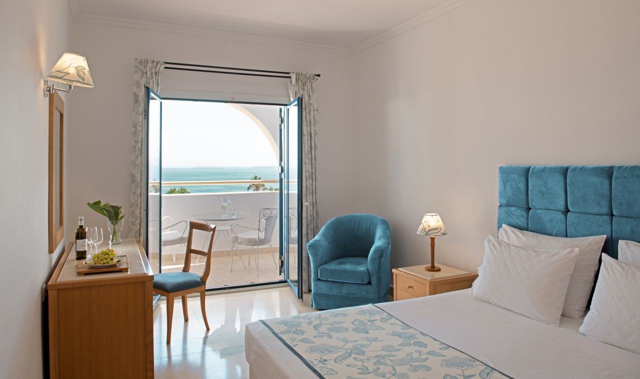 rooms-twin-sea-view