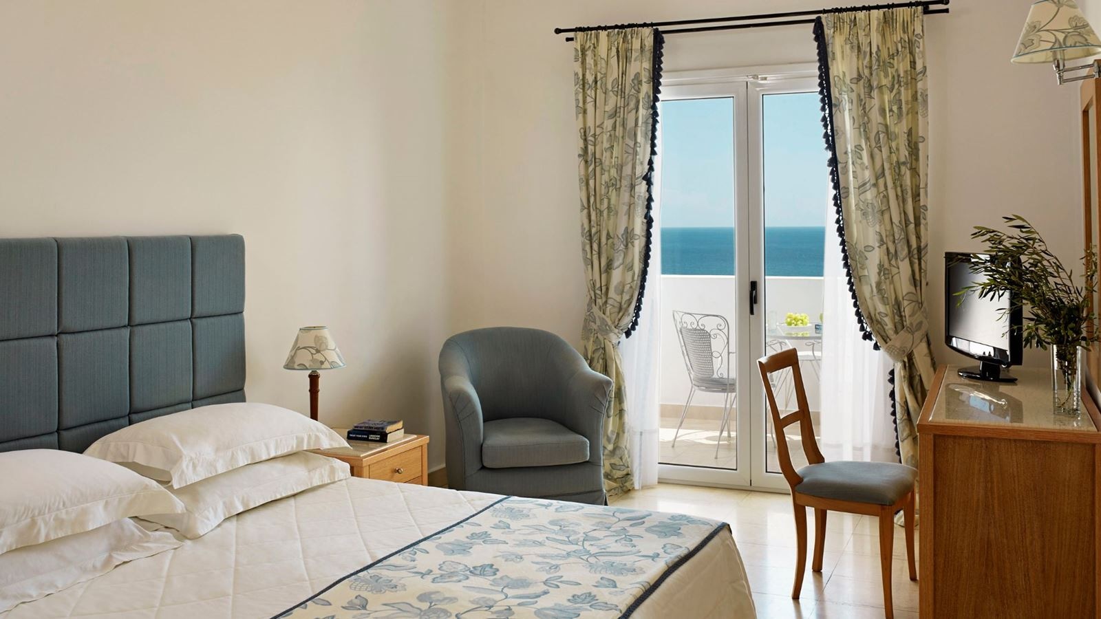 rooms-bungalow-sea-view