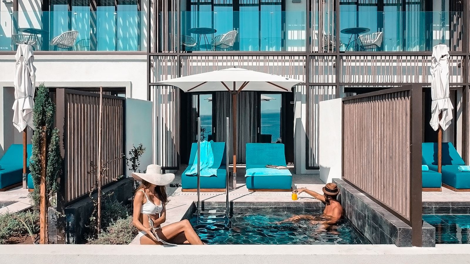 rooms-junior-suites-sea-view-private-plunge-pool