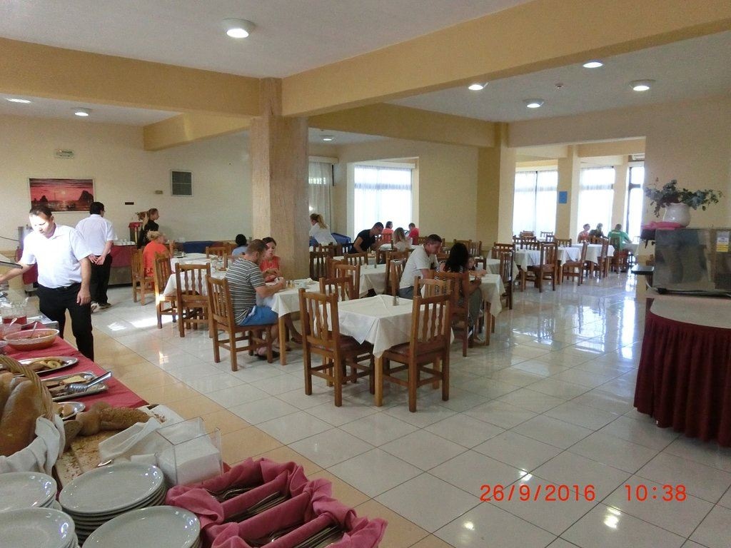 restaurants-pyli-bay