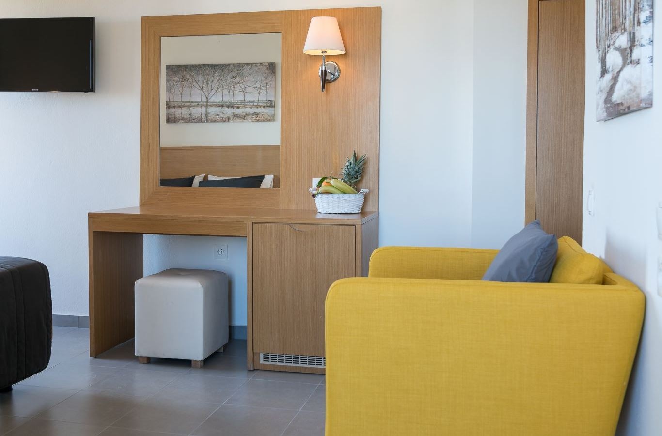 rooms-classic-room-single-use-city-view