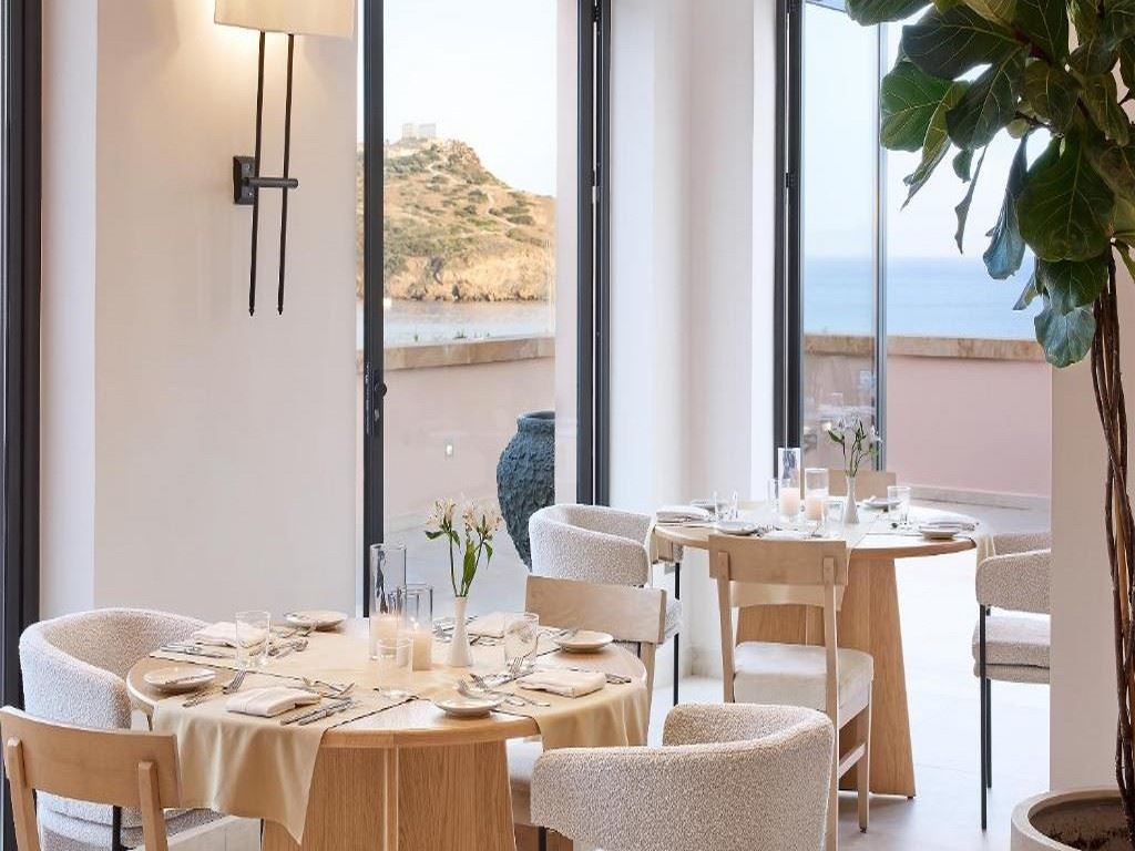 restaurants-cape-sounio-restaurant