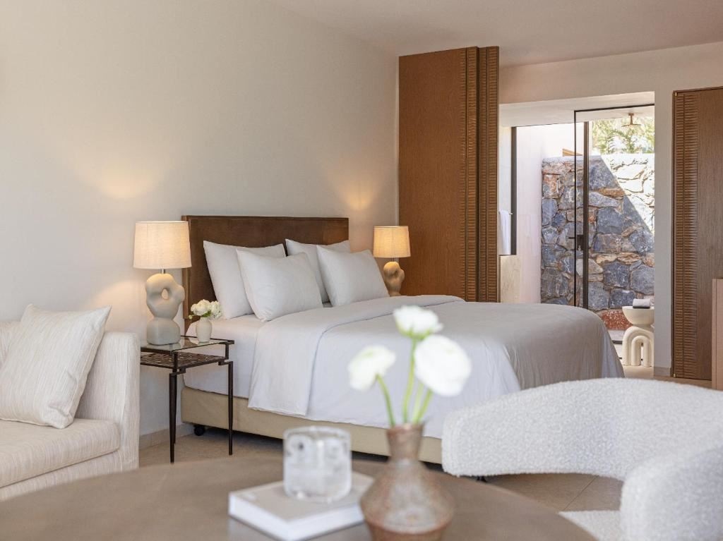 rooms-deluxe-bungalow-pine--rocks