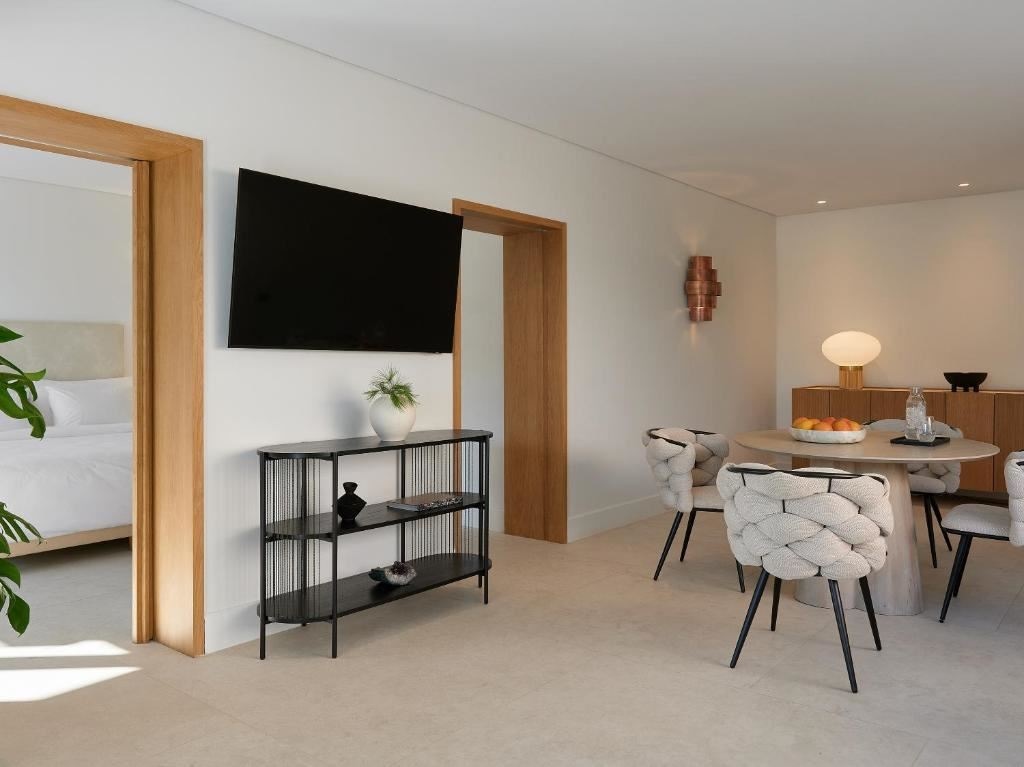 rooms-family-apartment