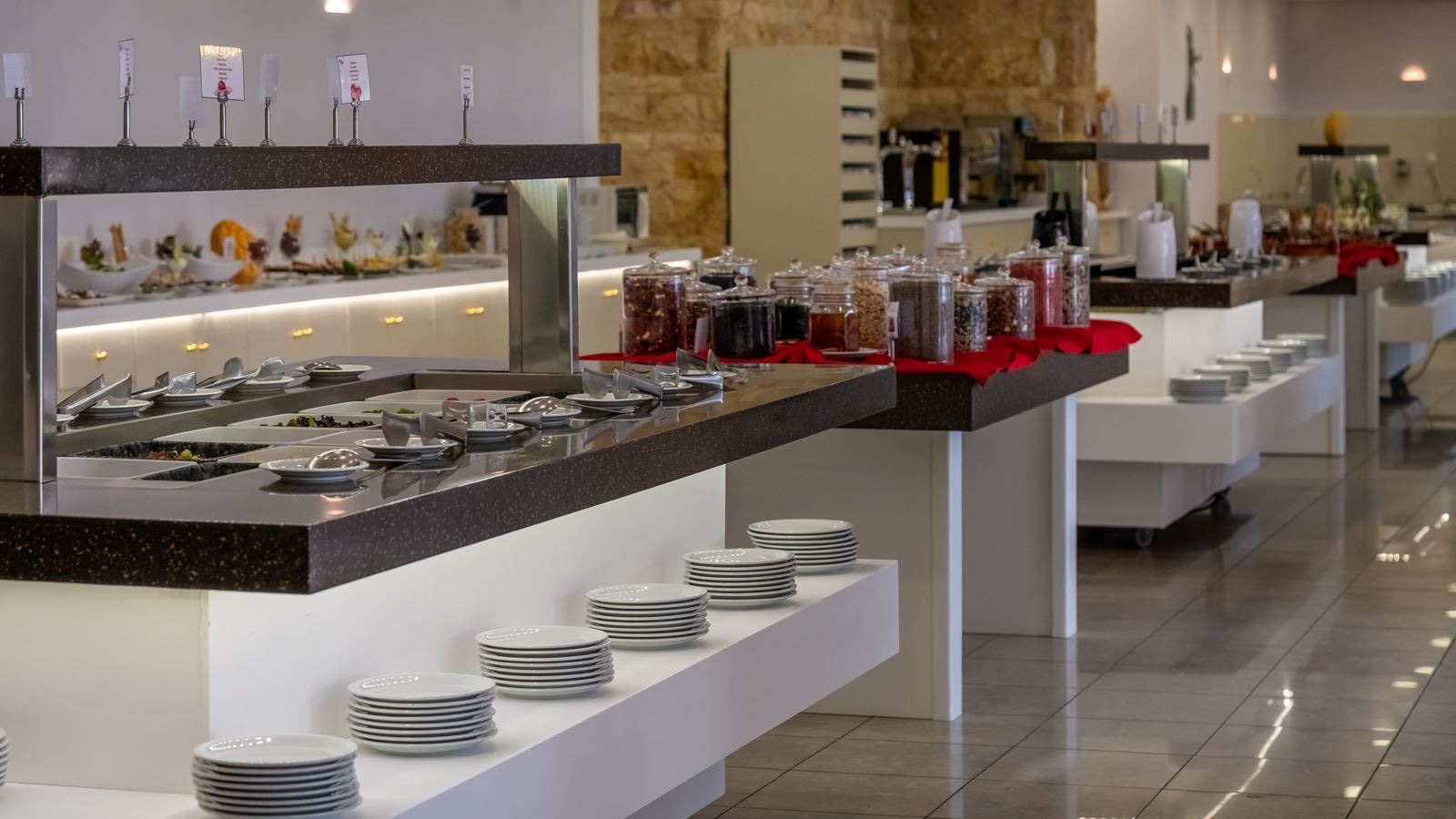 restaurants-main-restaurant