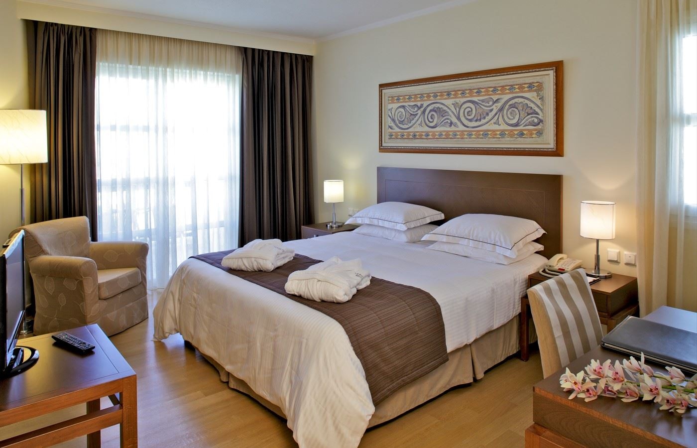 rooms-executive-apartment-2-bedrooms-balcony-or-terrace