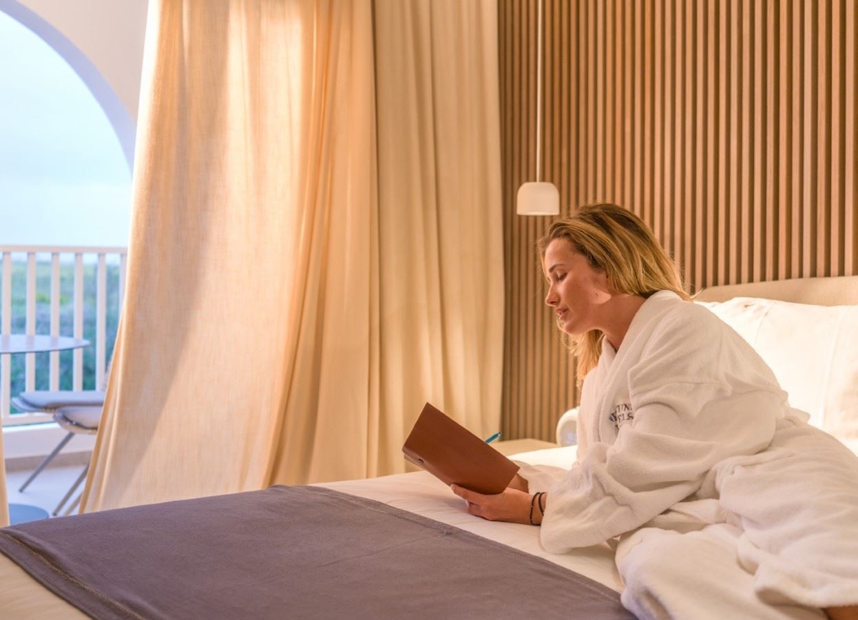 rooms-executive-suite-with-balcony-or-terrace