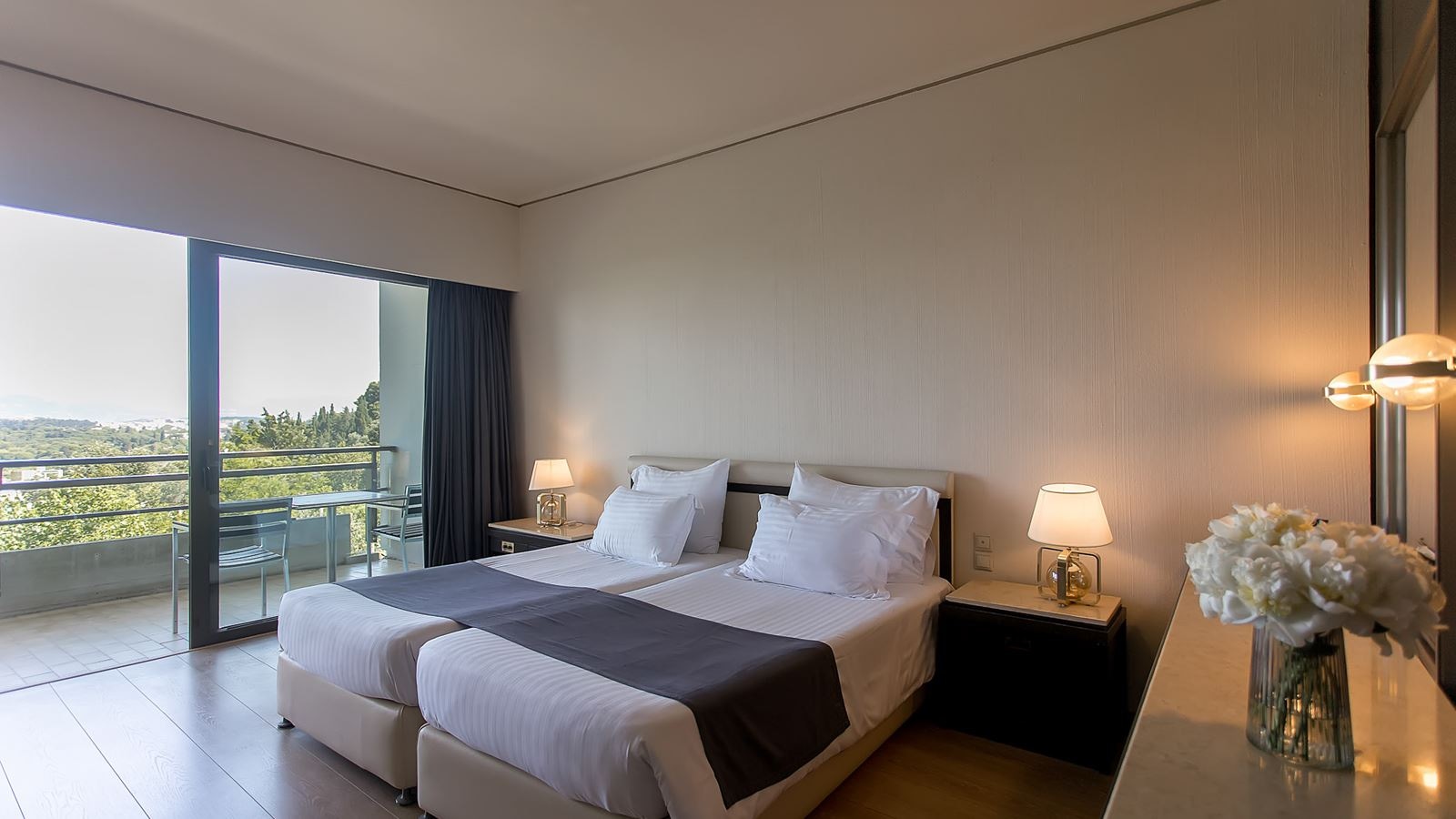 rooms-twin-lake-view