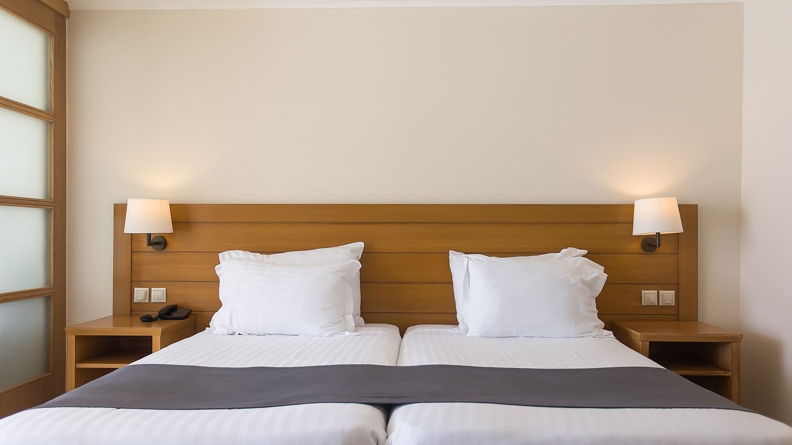 rooms-superior-bungalow-sea-view-with-sharing-pool