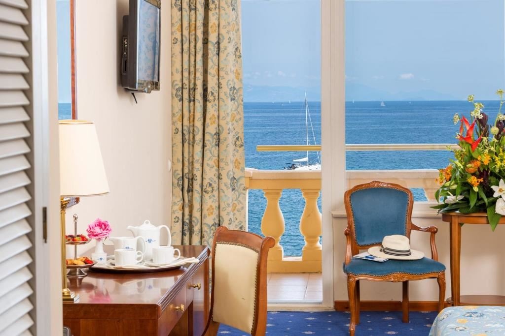 rooms-superior-double-sea-view