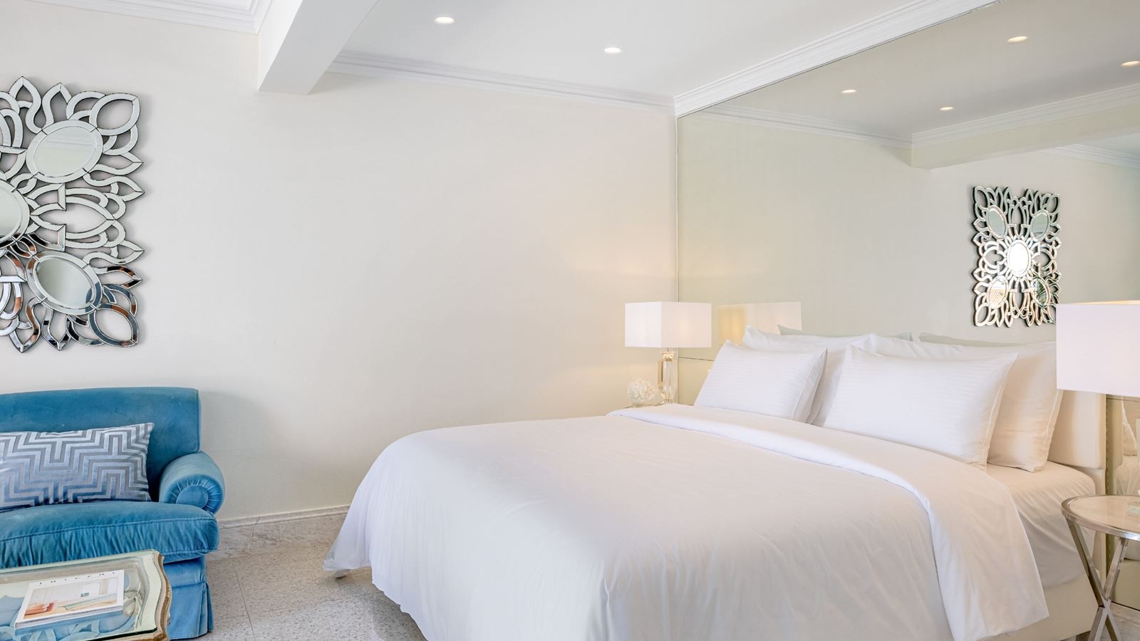 rooms-2bedroom-roc-villa-private-pool-waterfront-sea-deck