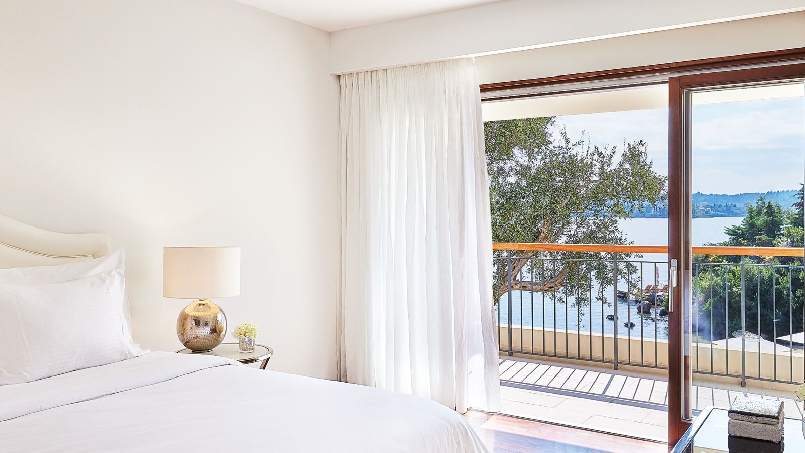 rooms-2bedroom-beachfront-villa-private-pool