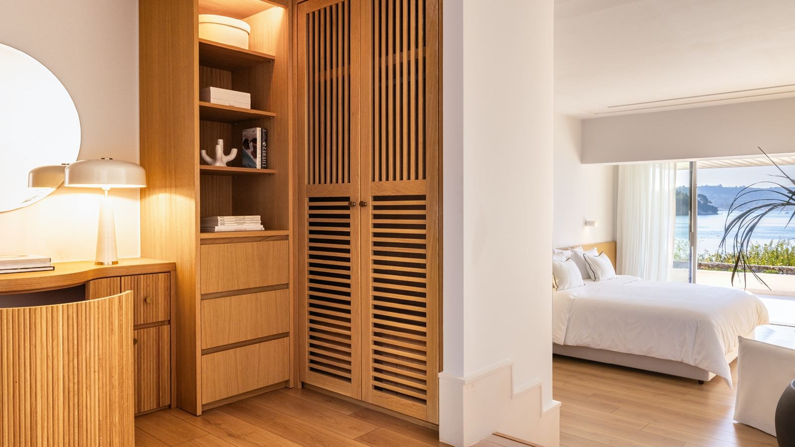 rooms-2bedroom-villa-waterfront-private-pool--private-beach