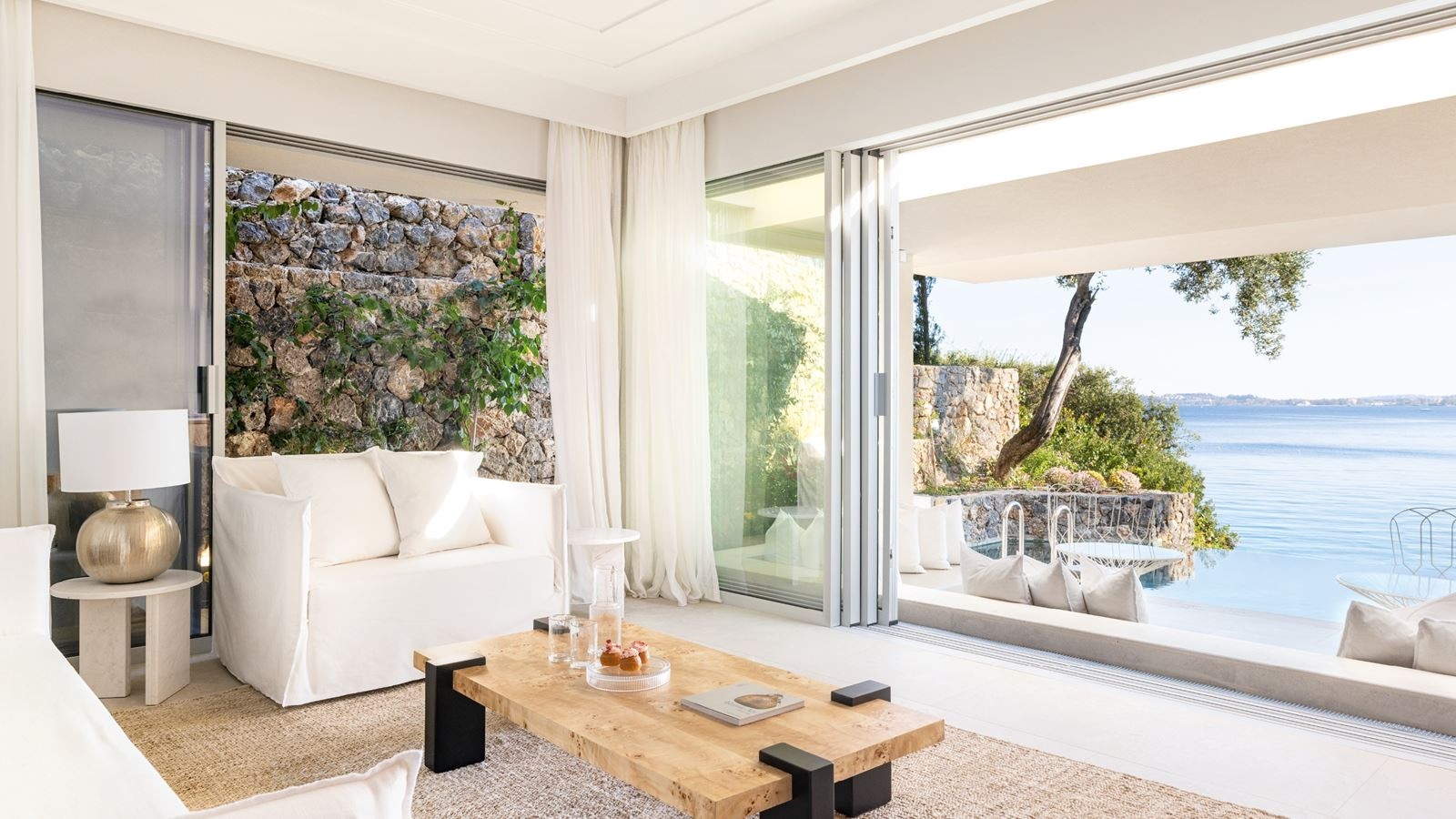 rooms-two-villa-residence-with-private-beach-4-bedroom