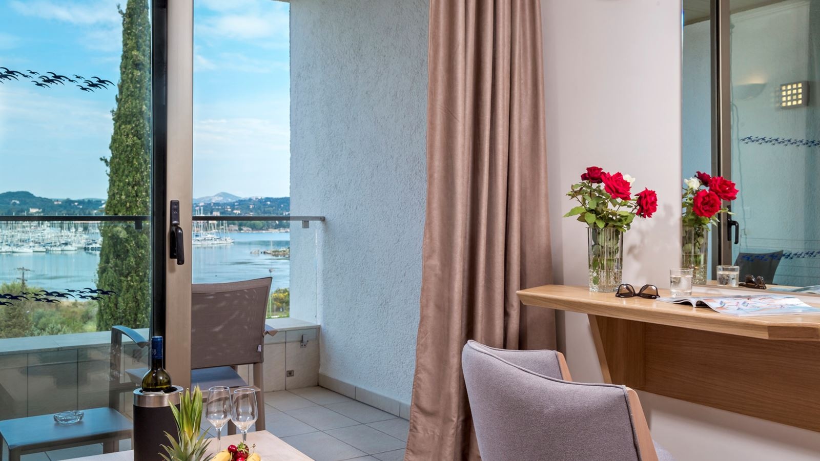 rooms-double-main-building-bay-view