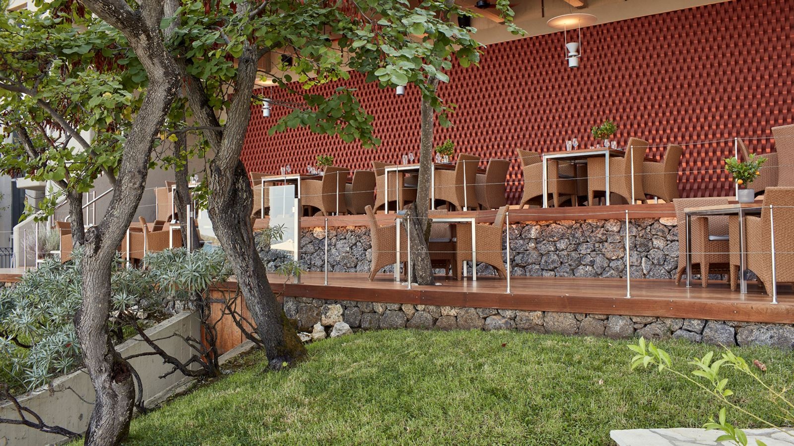 restaurants-parea-by-the-beach