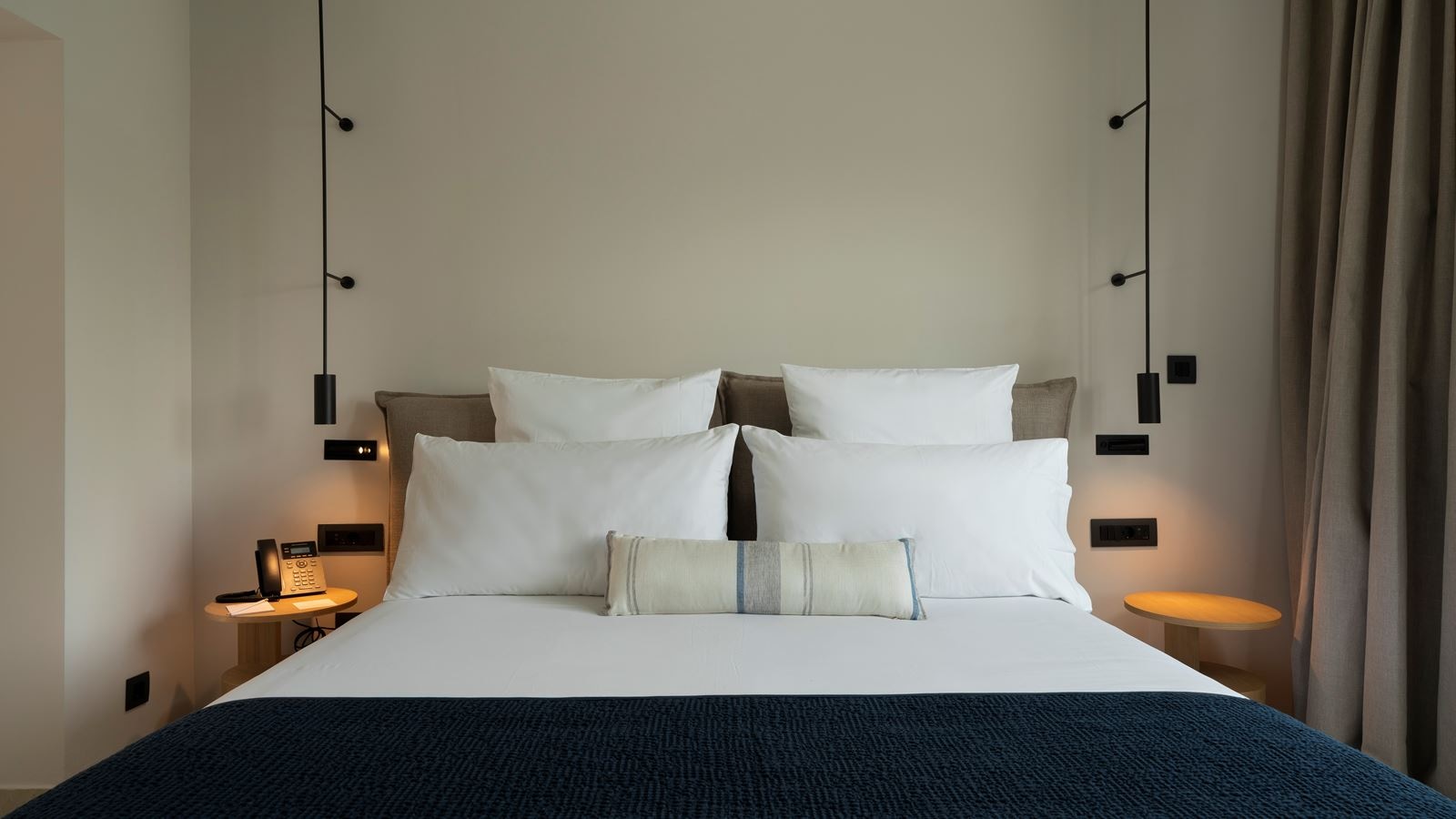 rooms-bungalow-club-beach-front