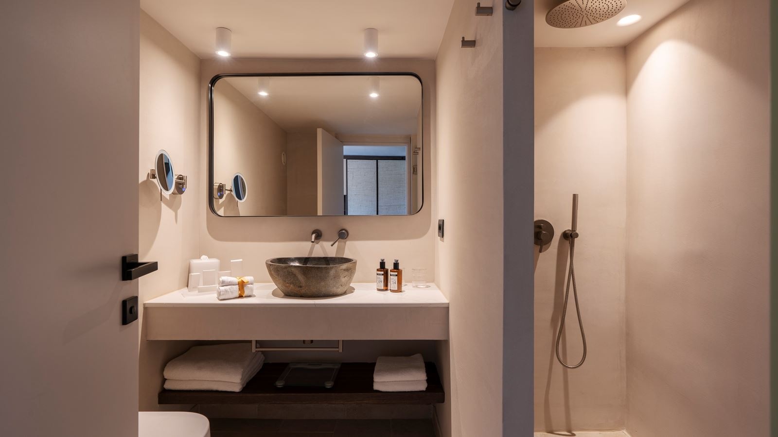 rooms-bungalow-club-beach-front