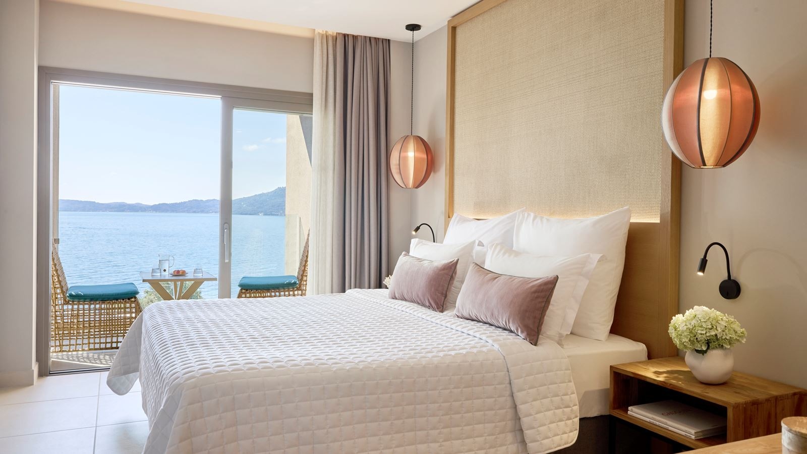 rooms-bungalow-family-suite-sea-view