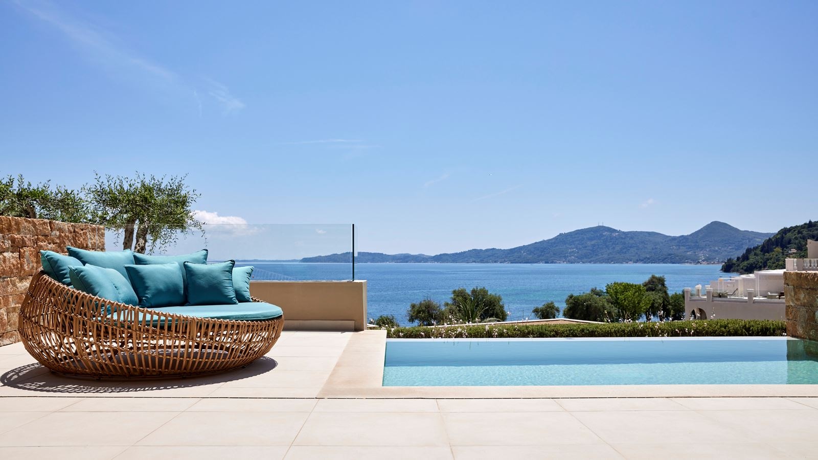 rooms-two-bedroom-bungalow-suite-private-pool-sea-view