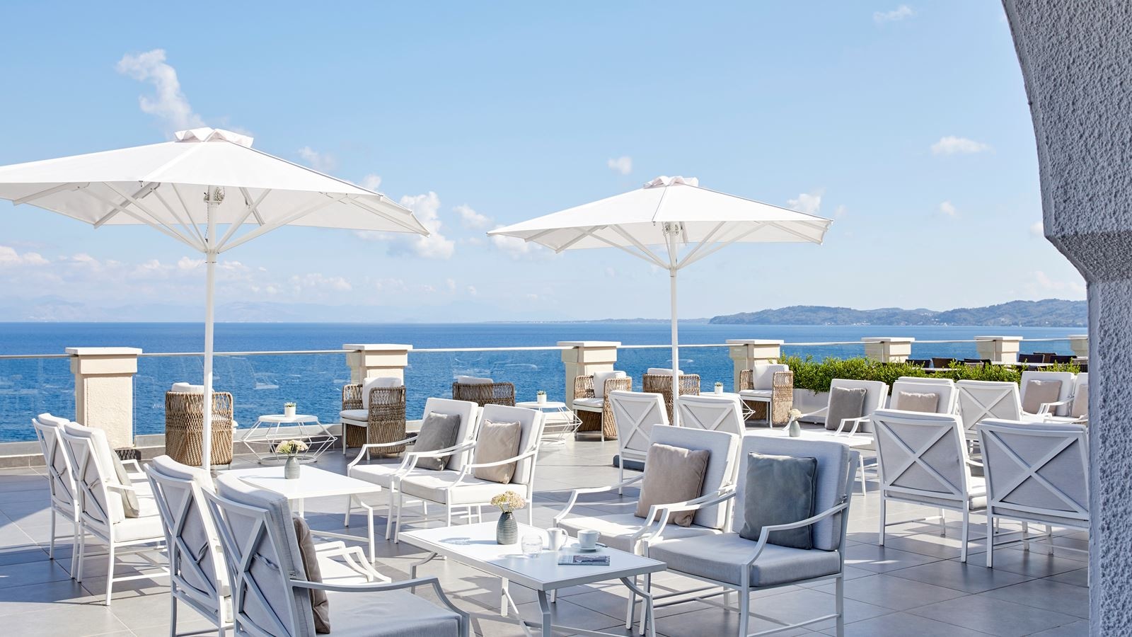 bars-belvedere-lounge-bar