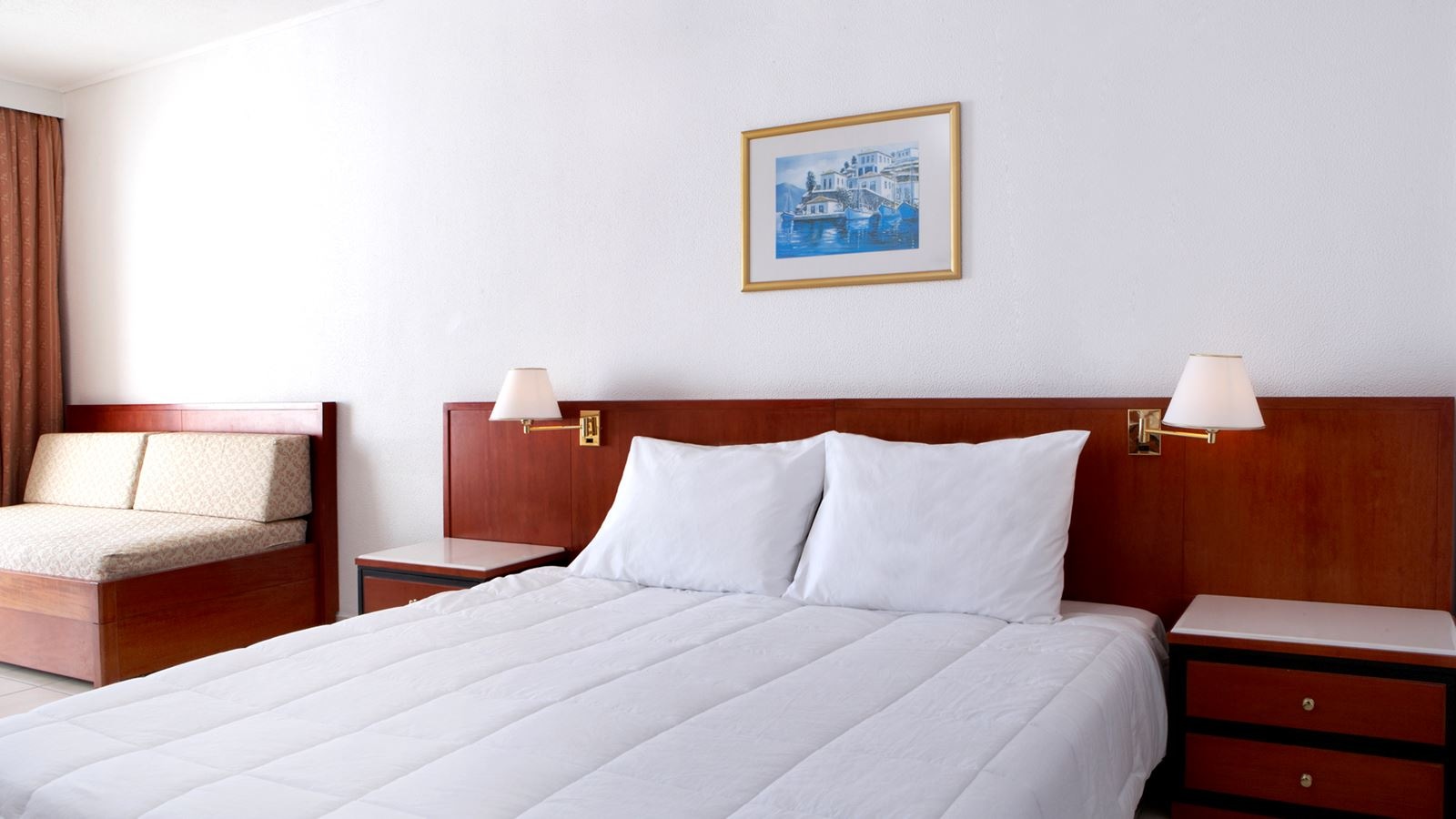 rooms-single-use-garden-view