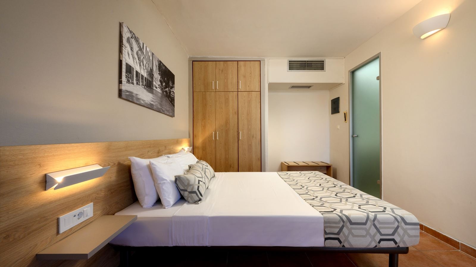 rooms-double-bungalow-garden-view