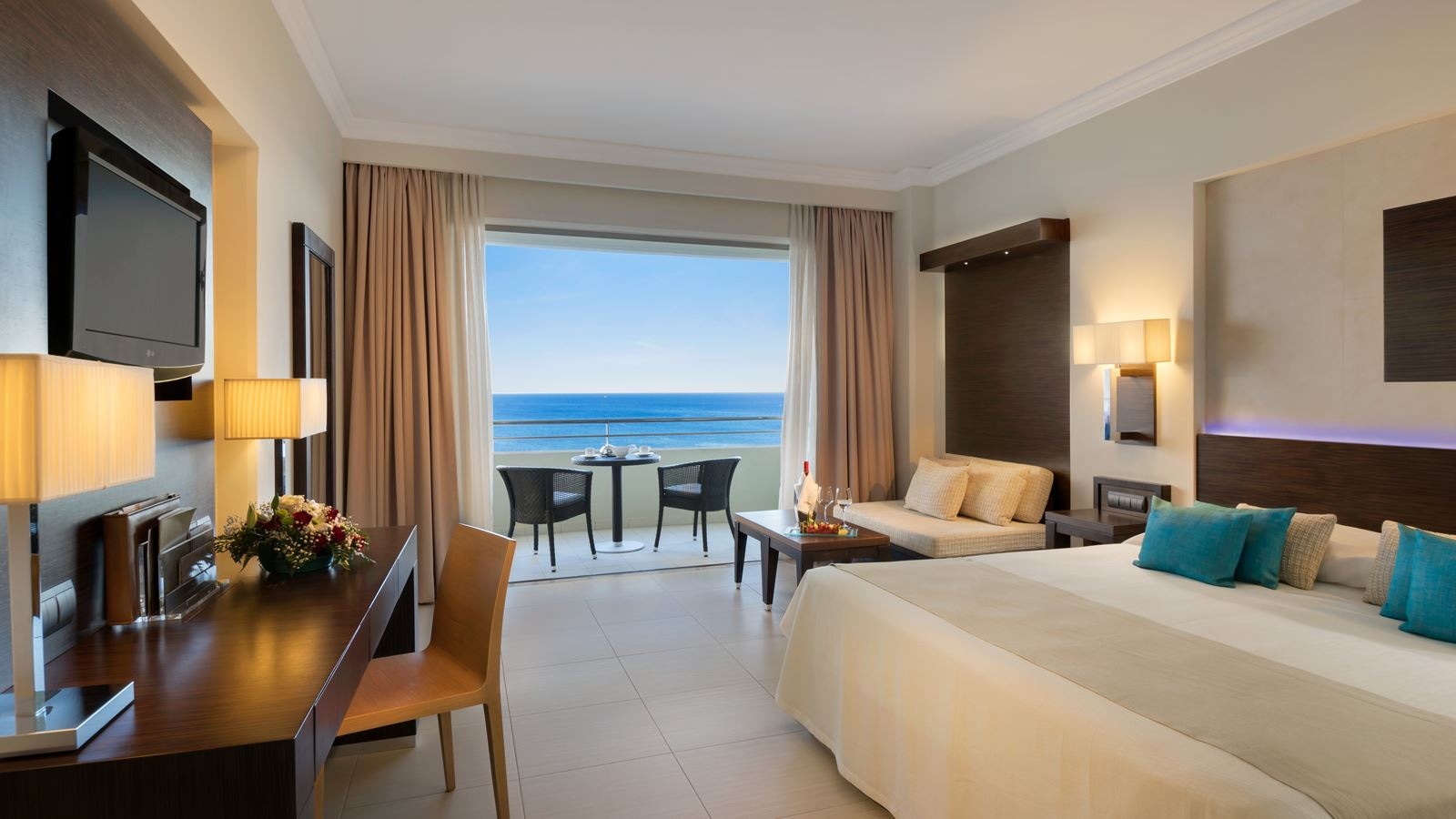 rooms-deluxe-double-sea-view-single-use