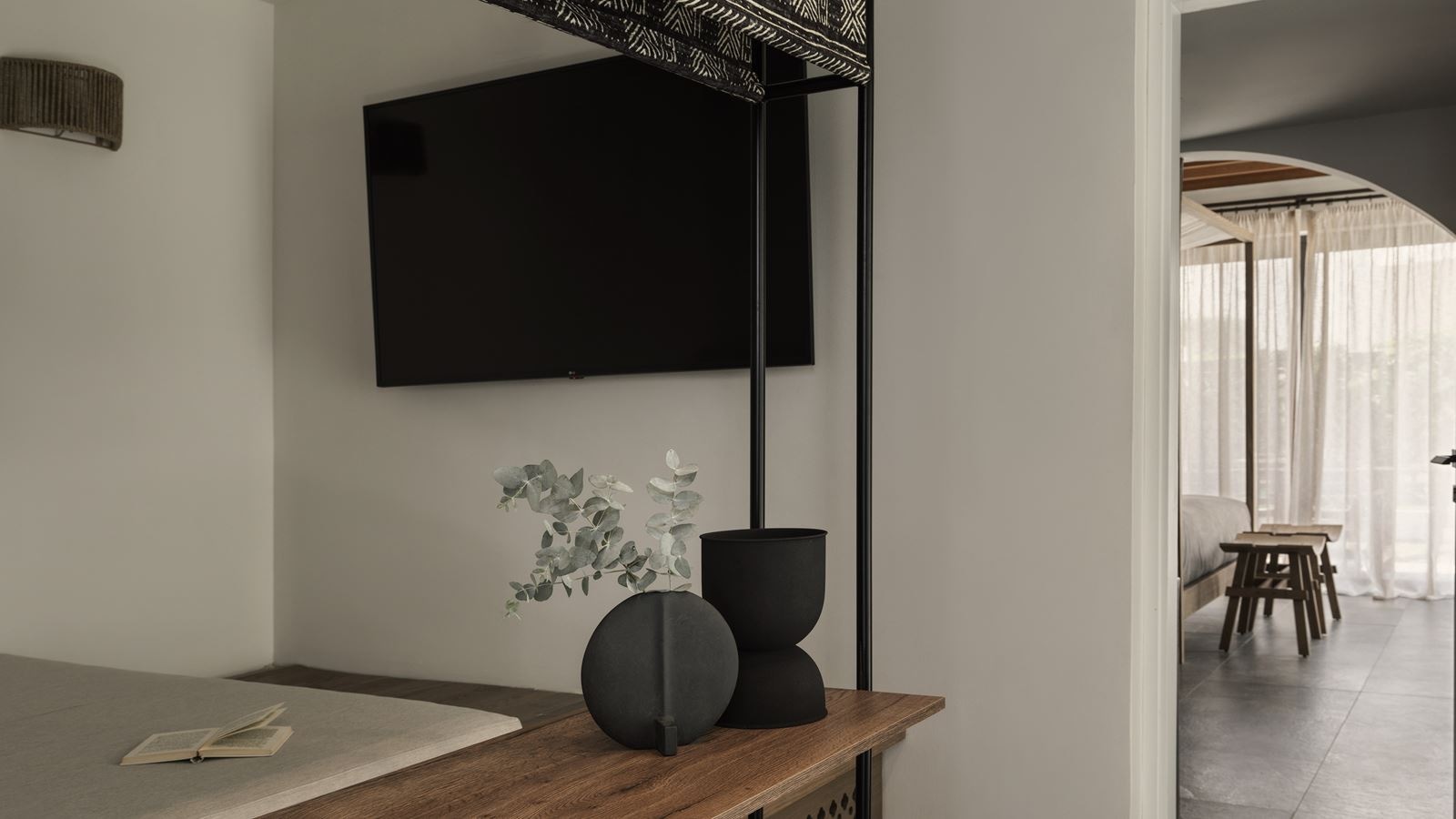 rooms-mediterraneo-family-room