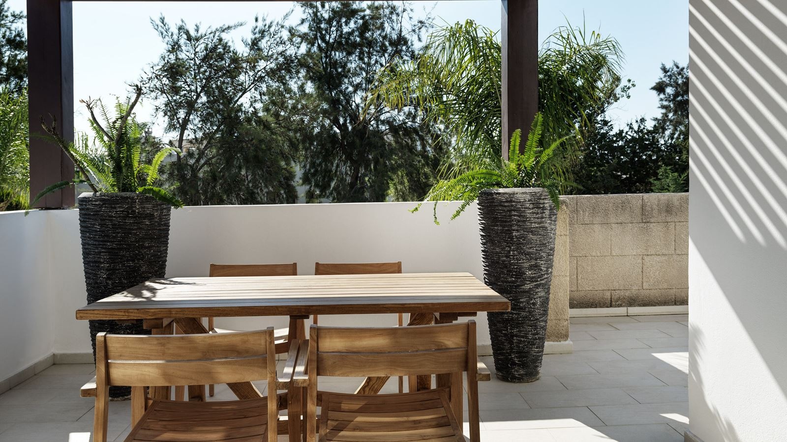 rooms-tropical-pavilion-two-bedroom-suite-with-outdoor-jacuzzi