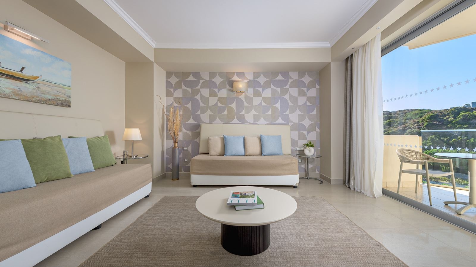 rooms-superior-suite-side-sea-view