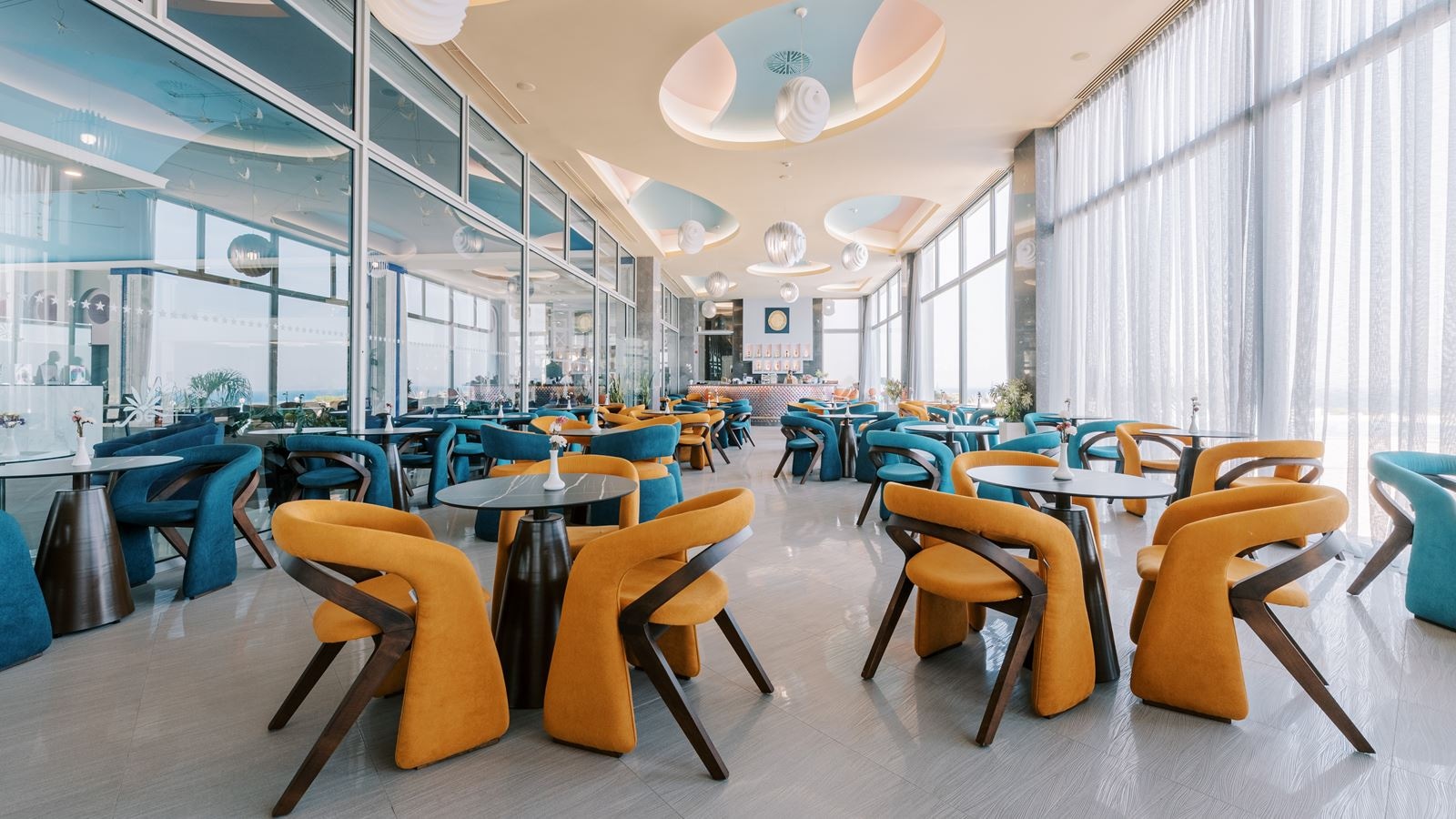 bars-chromata-lobby-bar