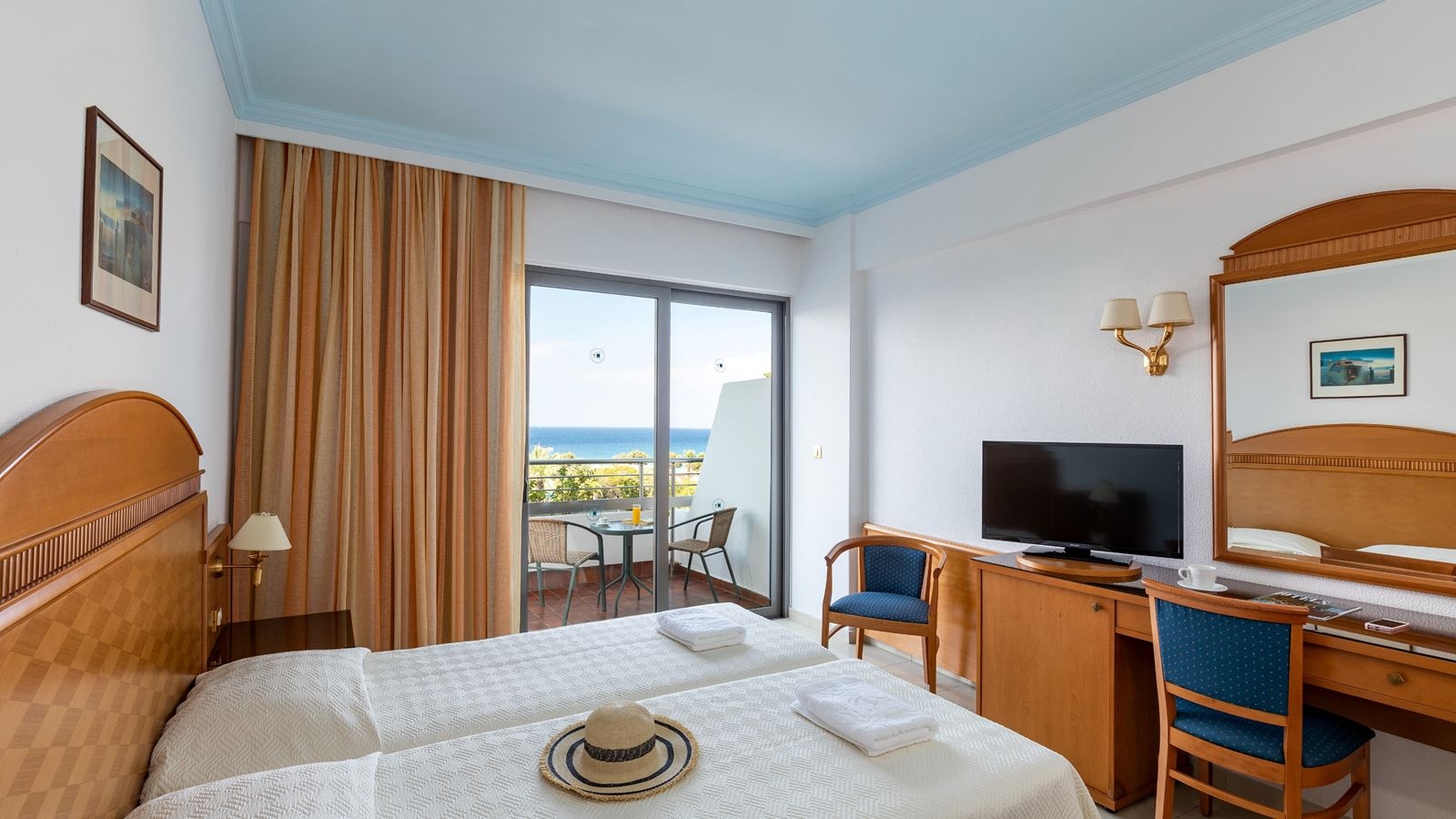 rooms-room-single-use-sea-view-balcony