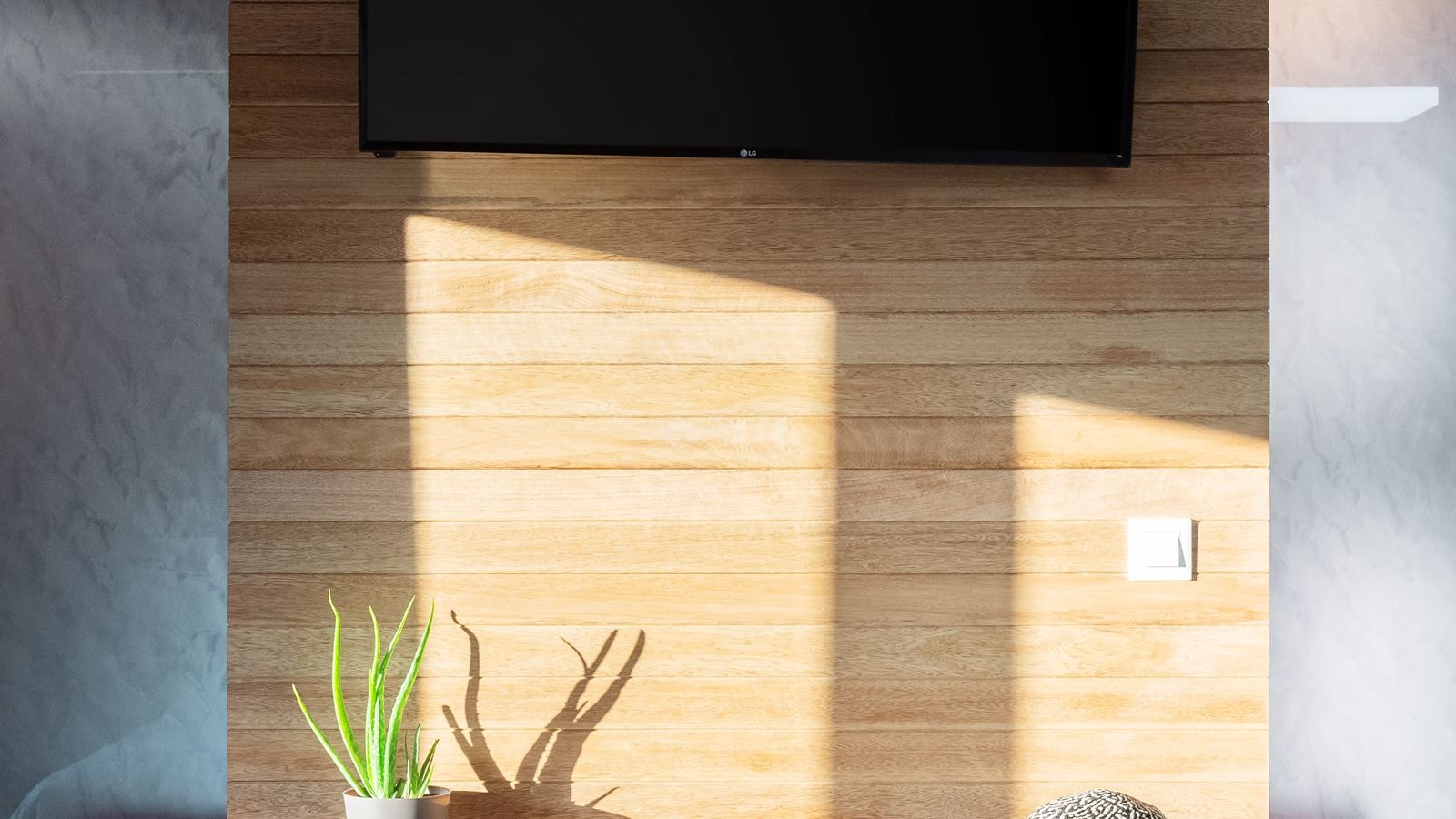 rooms-family-suite-with-private-pool