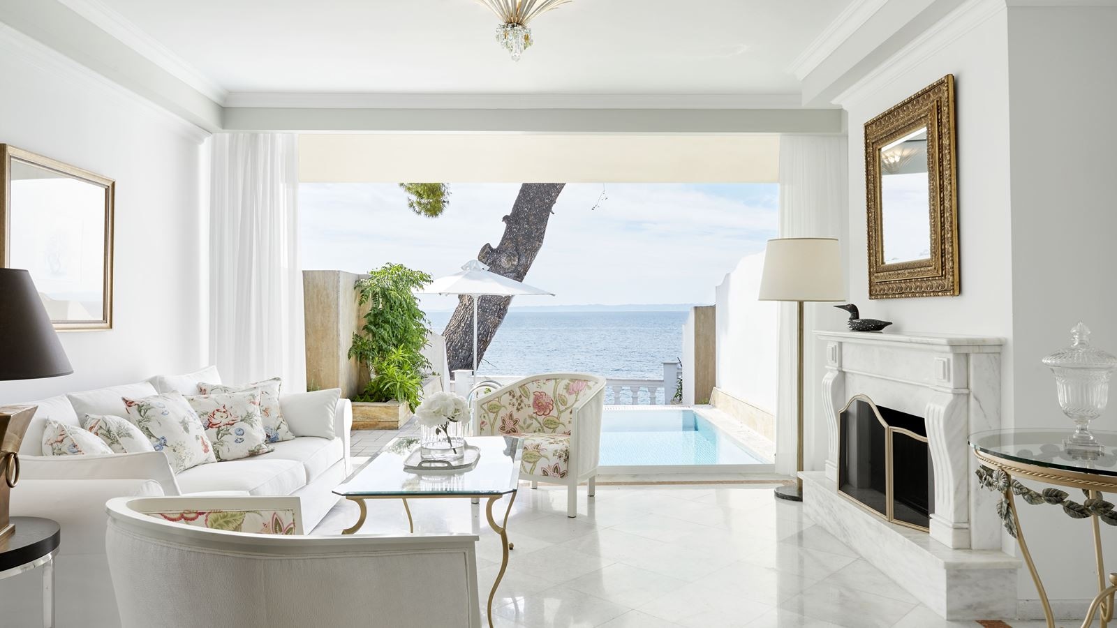 rooms-executive-pool-suite-sea-view
