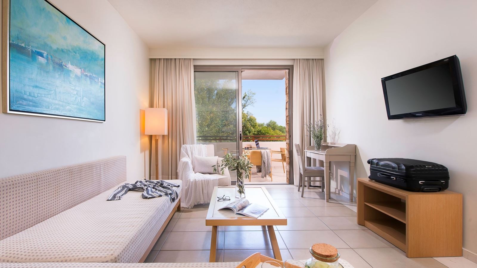 rooms-family-suite-garden-view