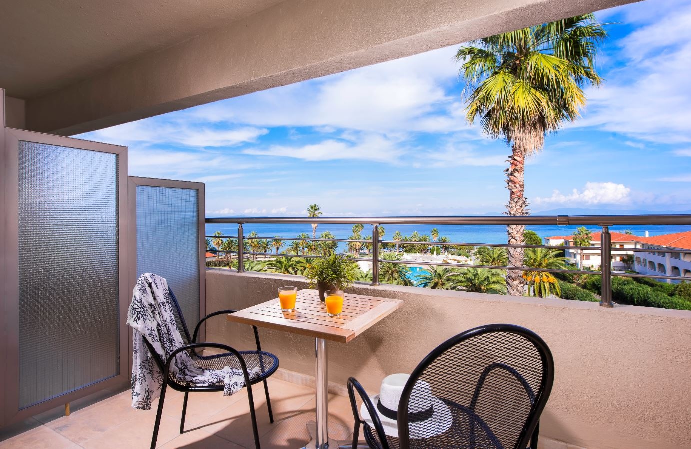 rooms-single-room-sea-view