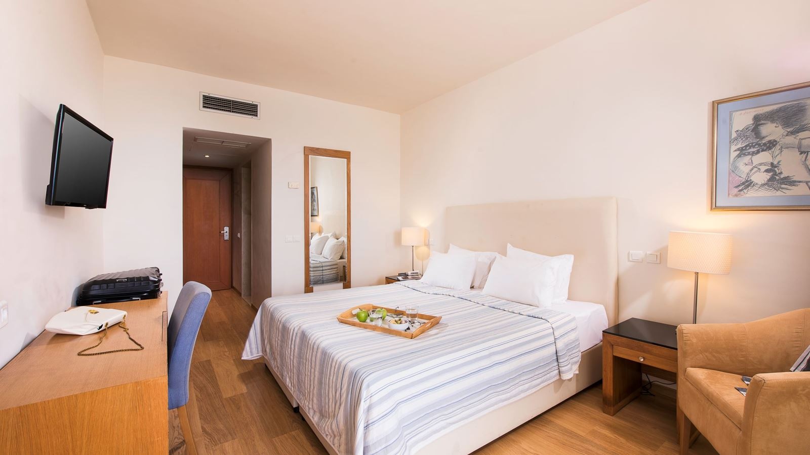 rooms-single-room-sea-view