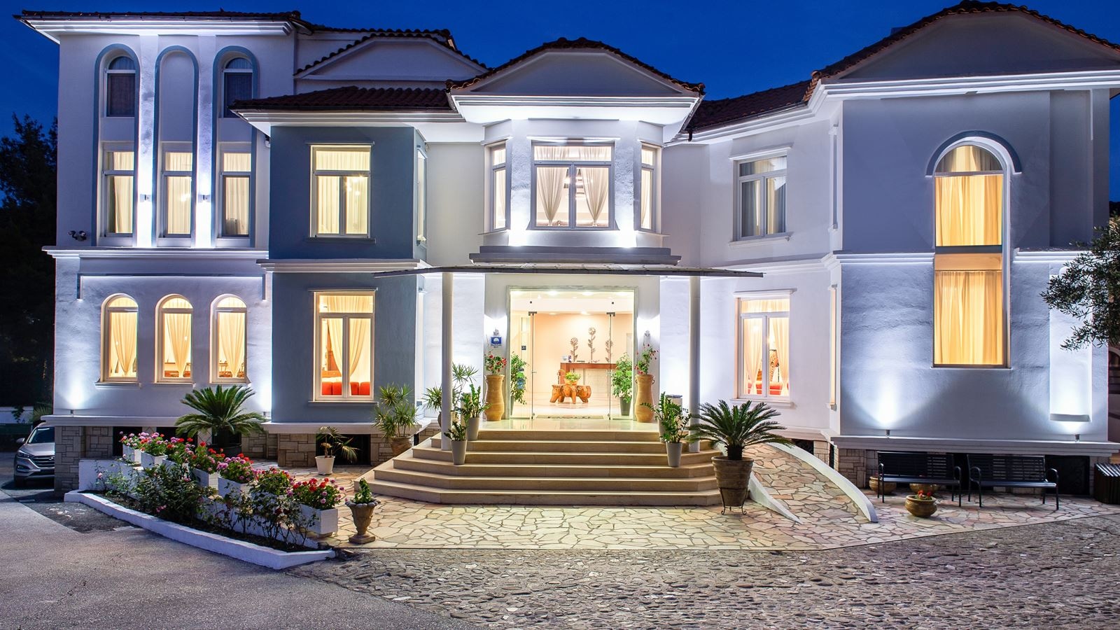 general-main-building