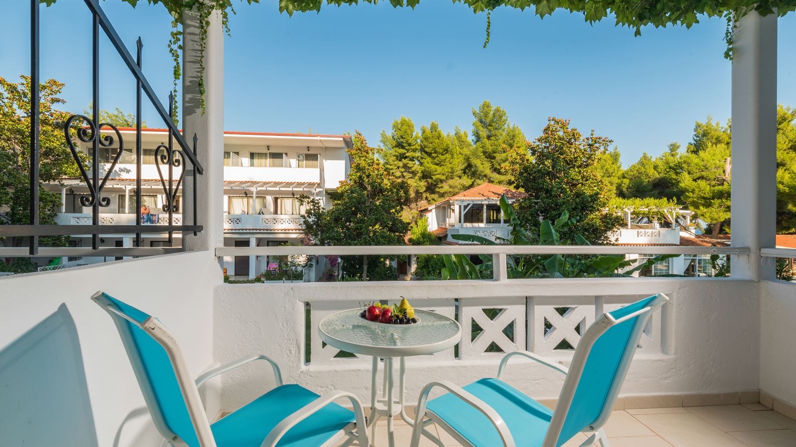 rooms-family-superior