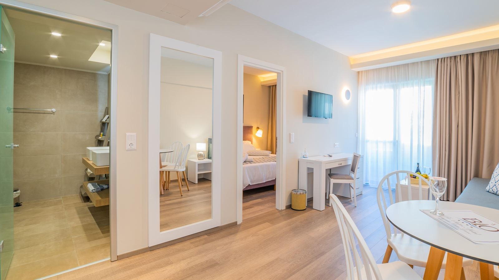 rooms-1-bedroom-apartment-superior