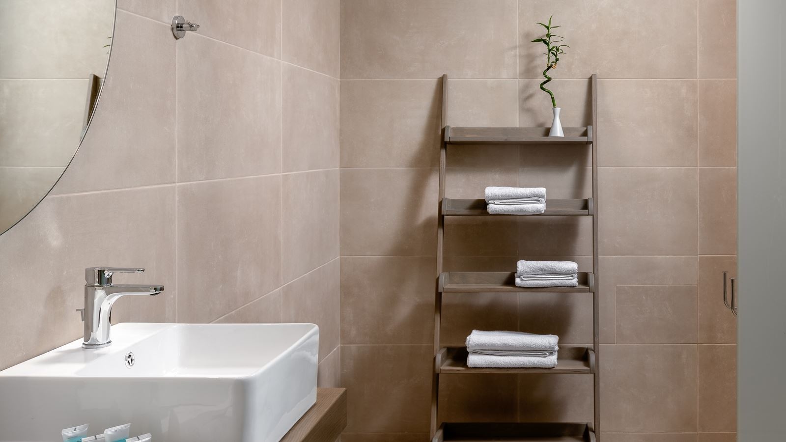 rooms-1-bedroom-apartment-superior