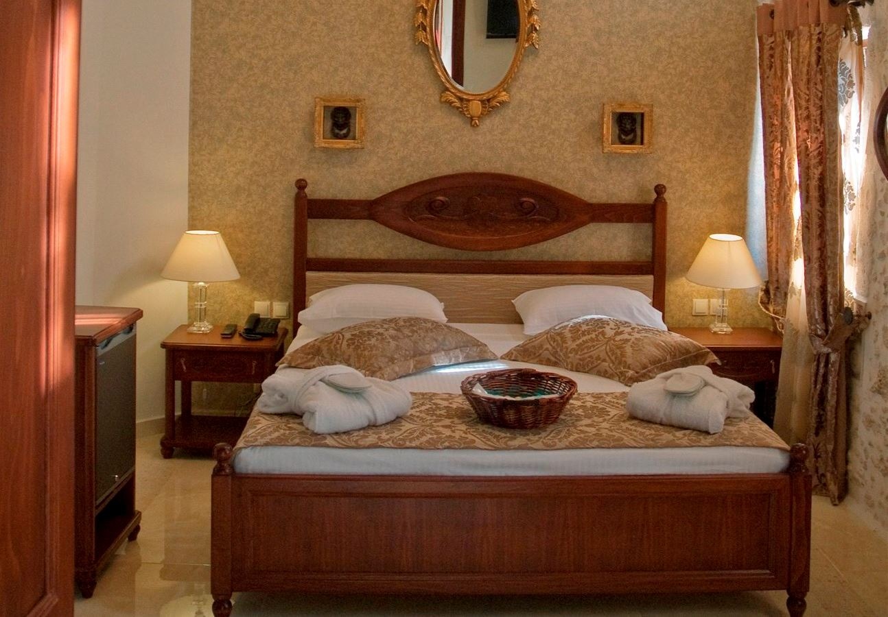 rooms-junior-suite-with-balcony