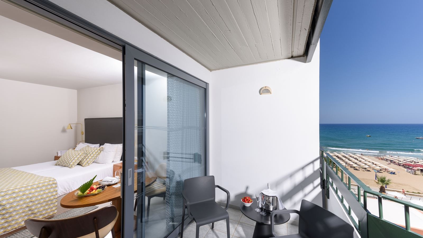 rooms-double-room-side-sea-view