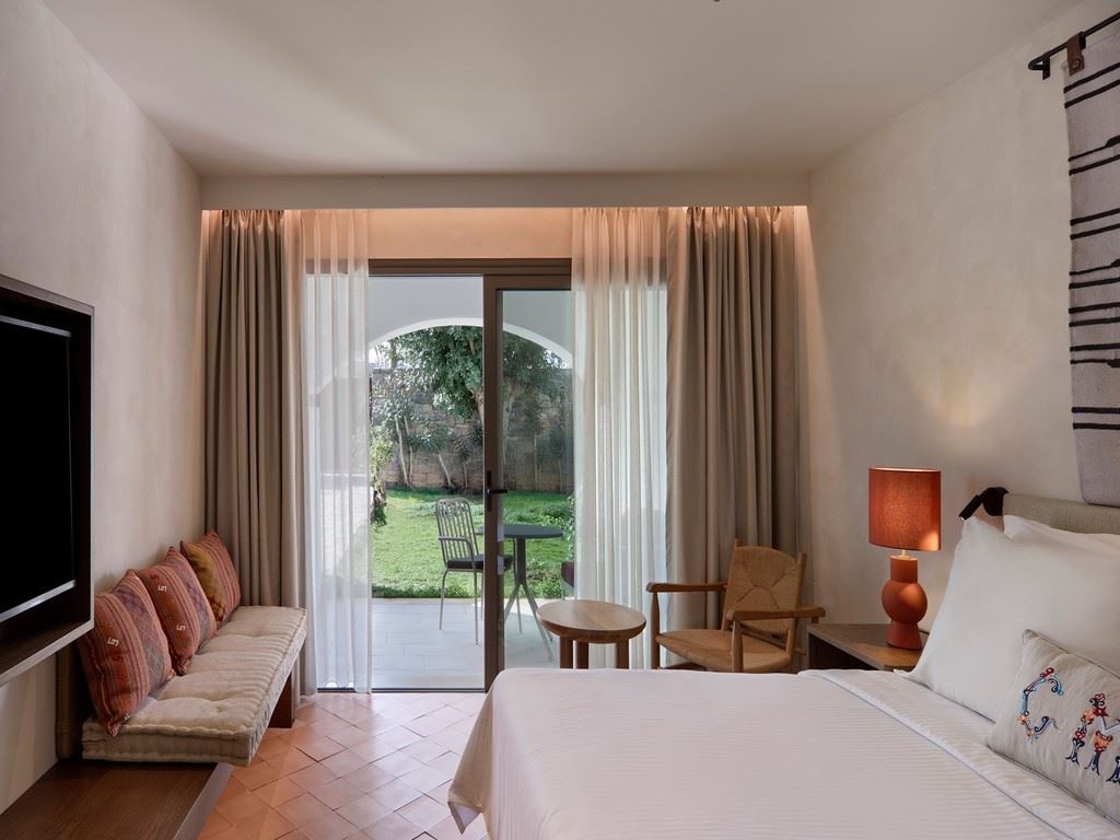 rooms-exclusive-adult-sea-front-roomsingle-use