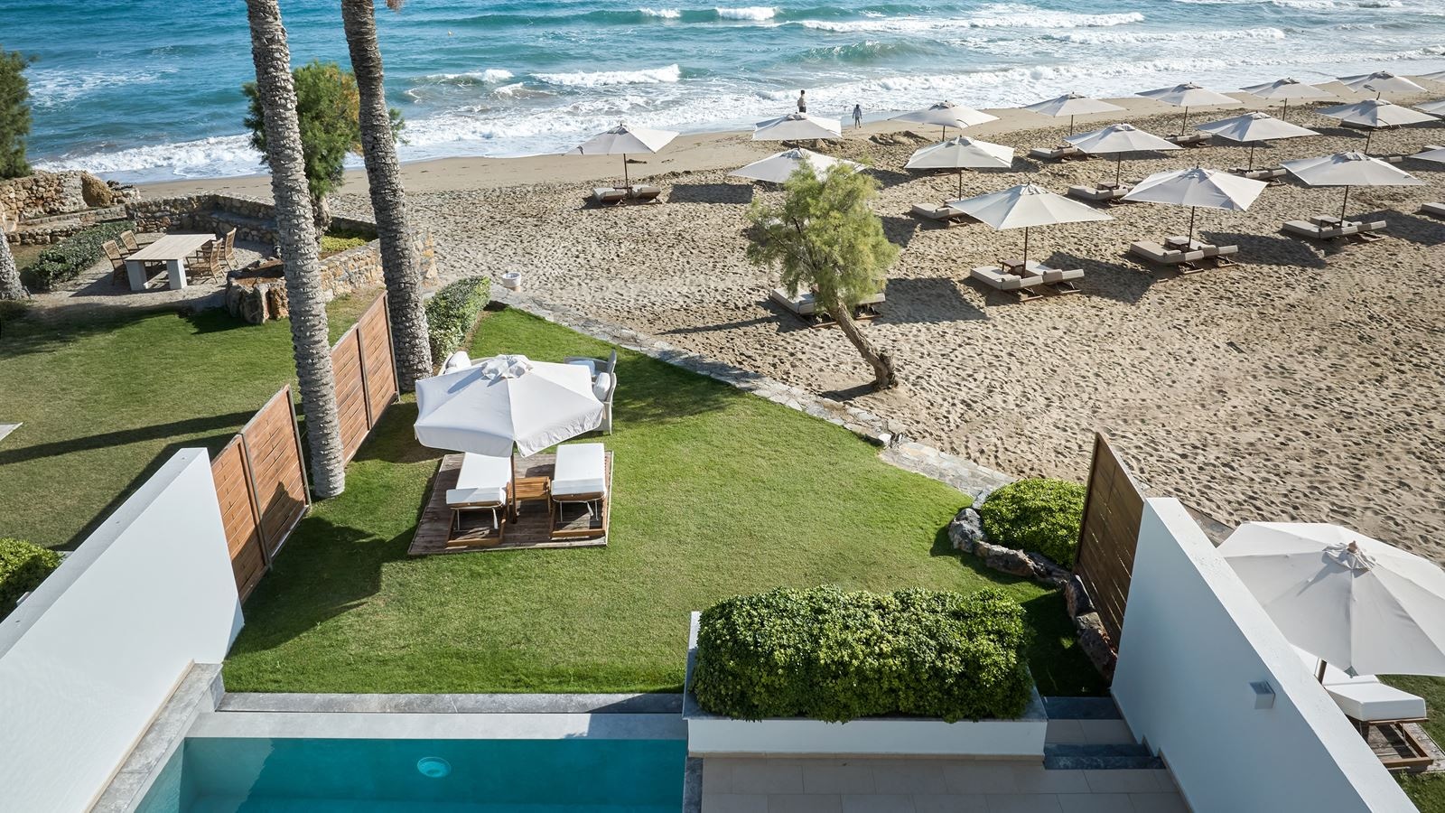 rooms-2-bedroom-villa-waterfront--with-private-pool